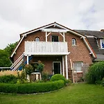 Ahoi Marie - Maritime Ferienwohnung Cuxhaven